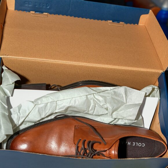 Cole‎ Haan Men's Modern Essential Plain Toe Oxford Shoe - Picture 7 of 7